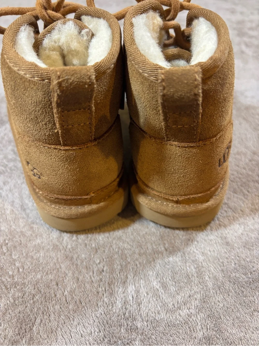 UGG Neumel II Chestnut Brown Suede Lace-Up Shearling Boots Kids Size 2